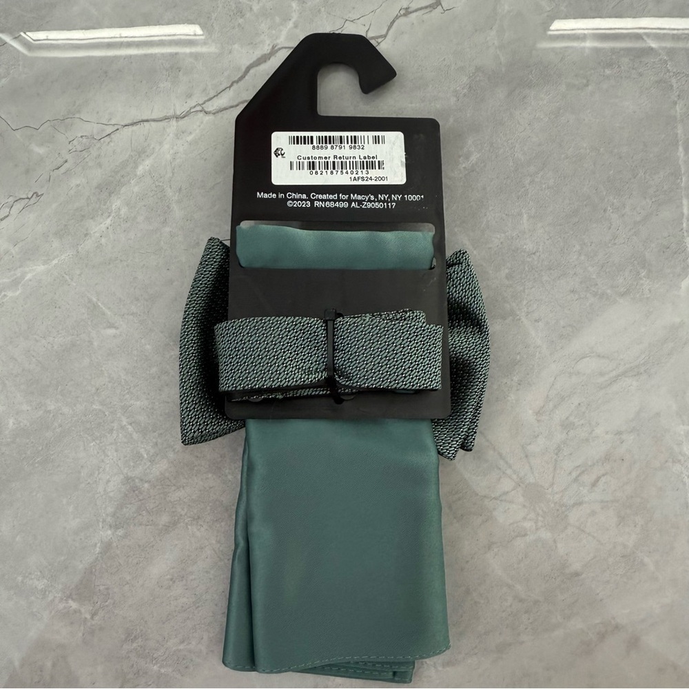 Men’s Alfani 2 Piece Bow Tie And Pocket Square Set Suit Business Office - Picture 6 of 12